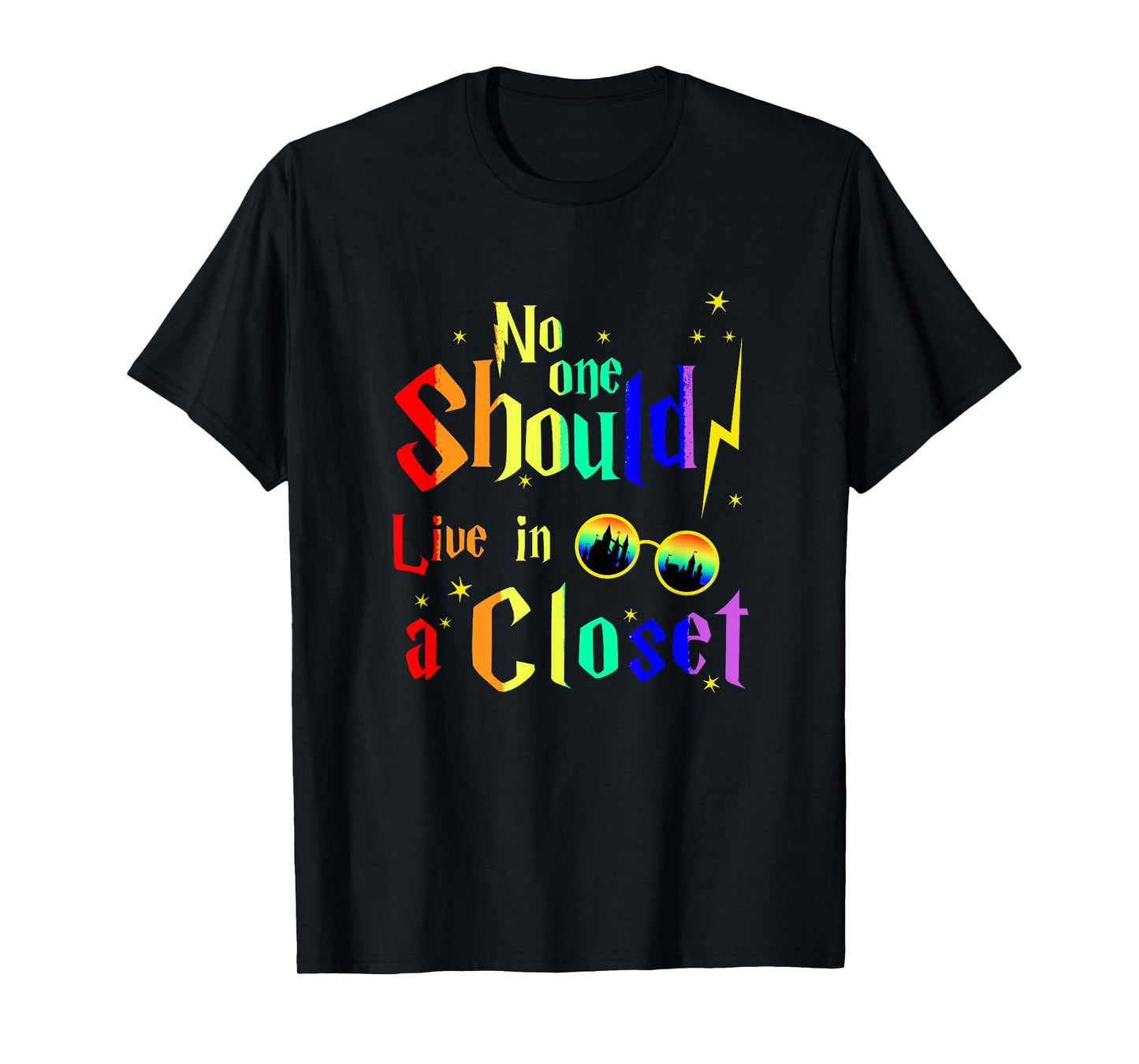 180g pure cotton round neck single-sided printed T-shirt, no one should live in the closet LGBT gay pride T-shirt, casual T-shirt for men and women, perfect T-shirt for holiday gifts, Christmas gifts, 2025 gifts, New Year gifts
